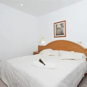 apartamentos-xaloc.balearic-islands.net/